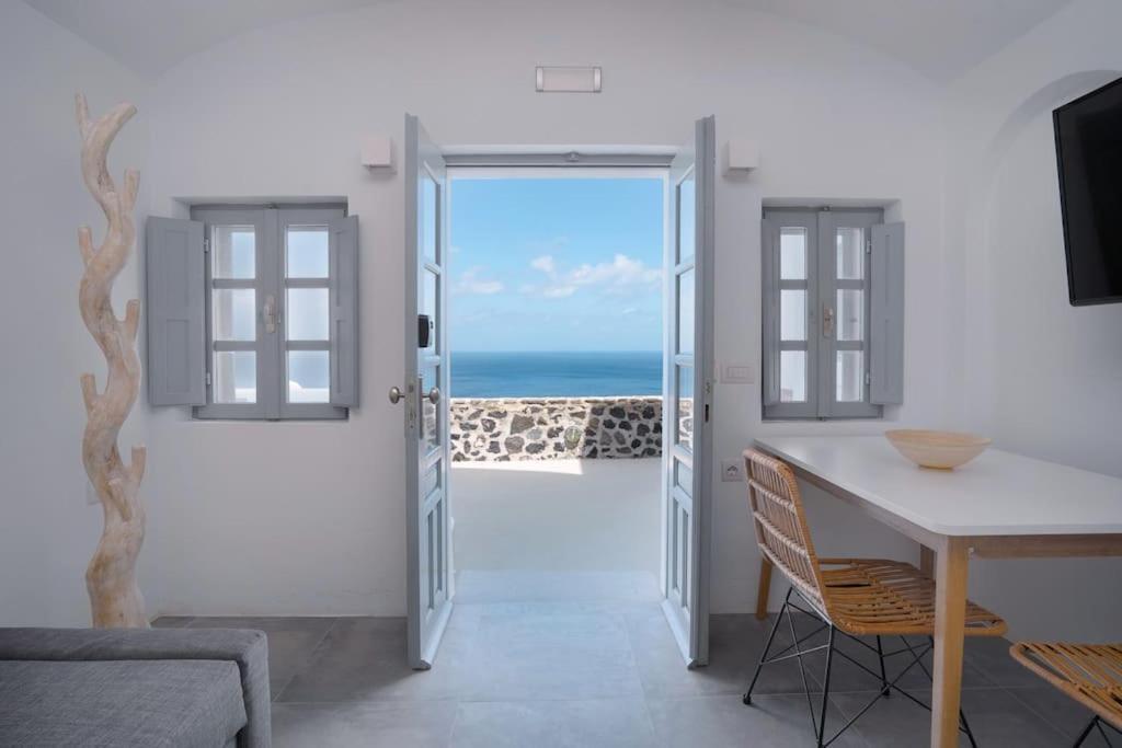 Santorini Sea View Apartments Vourvoúlos Extérieur photo